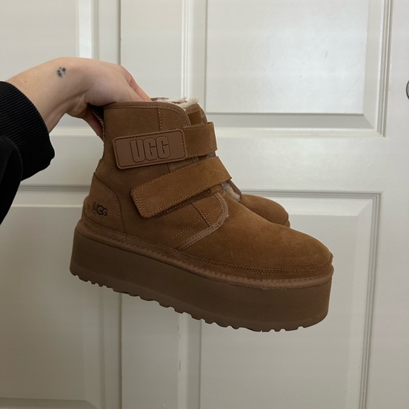 UGG Neumel Platform Double Strap Boots Soft US Womens Size 9 Tan Sold out! - Picture 3 of 13